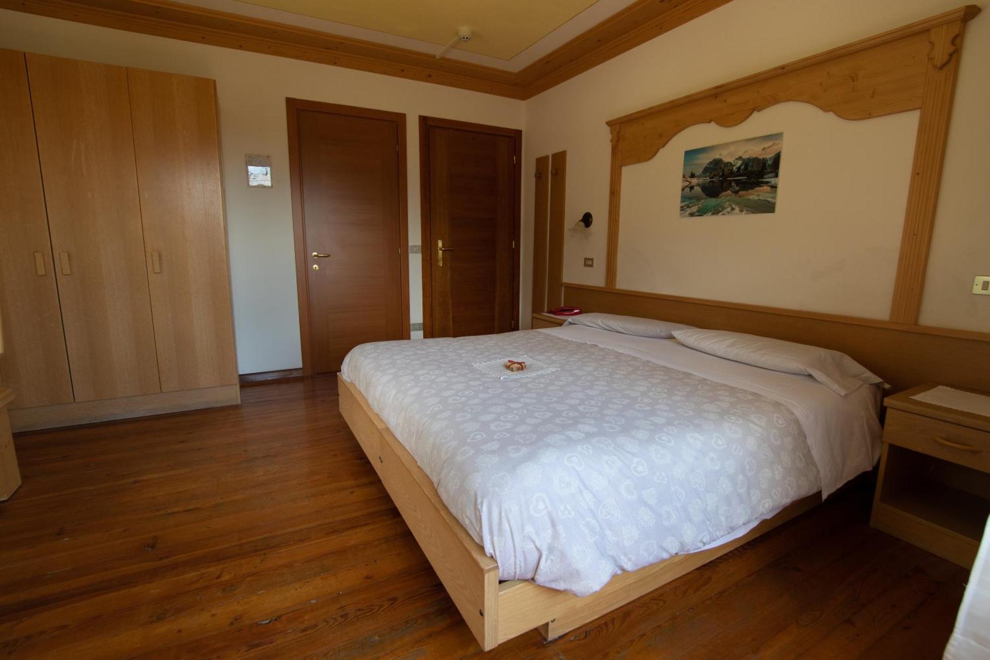 Hotel Edelweiss Val di Zoldo Ngoại thất bức ảnh