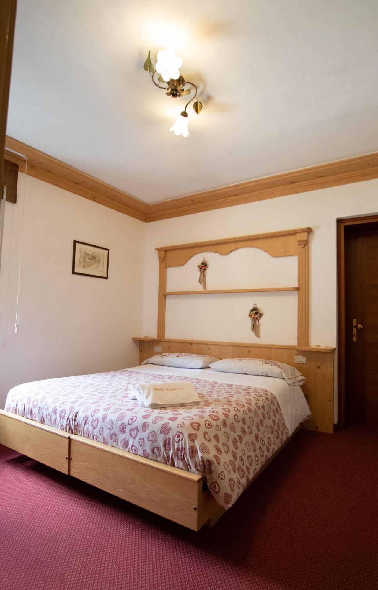Hotel Edelweiss Val di Zoldo Ngoại thất bức ảnh