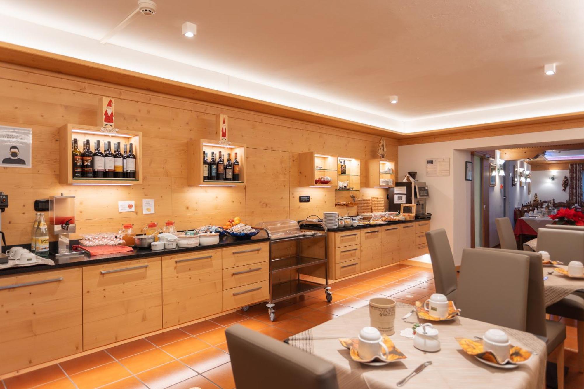 Hotel Edelweiss Val di Zoldo Ngoại thất bức ảnh