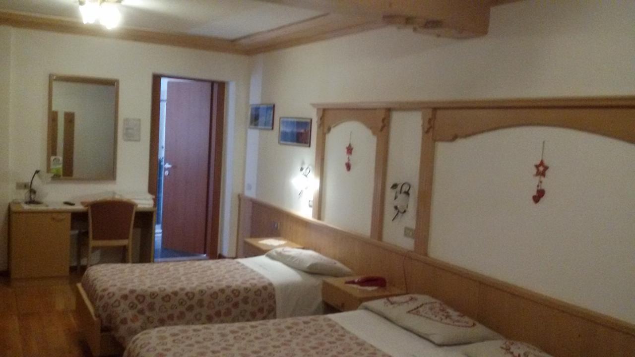 Hotel Edelweiss Val di Zoldo Ngoại thất bức ảnh